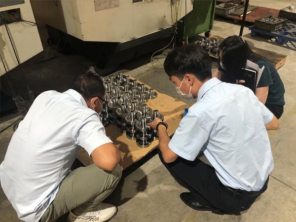 业务工程师亲临现场